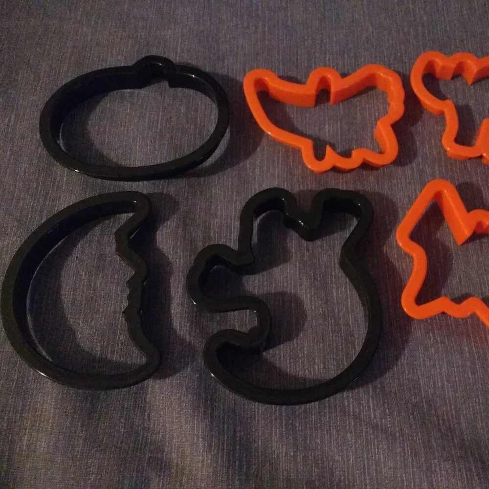 Halloween Wilton Cookie Cutter Set x 6 New